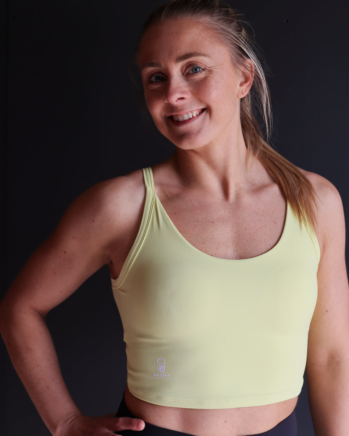 Predafit Twist Crop Top